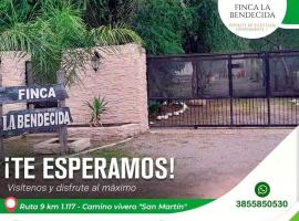 Finca y temporarios la BENDECIDA，位于圣地亚哥-德尔埃斯特罗的酒店