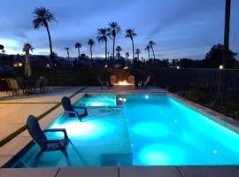 Desert Escape, Stunning View, Pool, BBQ, Firepit, Gated, Walk2 Coachella Music Festival