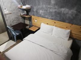 麦尔斯酒店，位于万津的酒店