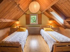 MAISON YUKTI - Magnifique maison de charme proche plage，位于Lampaul-Ploudalmézeau的酒店