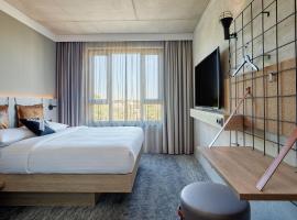 Moxy Cologne Muelheim，位于科隆的酒店