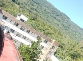 Hotel Angelopolis，位于Encinas Cuatas的酒店