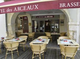 Hôtel Des Arceaux，位于Saint-Sever的酒店