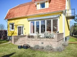 3 Bedroom Nice Home In Frjestaden