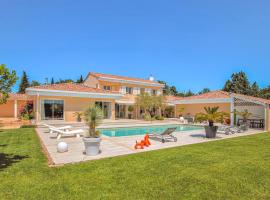 Nice Home In Montelimar With Wifi，位于蒙特利马尔的别墅