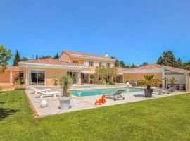 Nice Home In Montelimar With Wifi