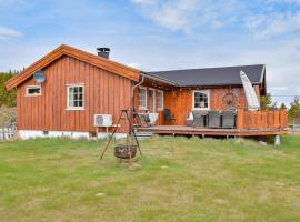 Awesome Home In Leira I Valdres With Sauna And 3 Bedrooms，位于Leira的度假短租房