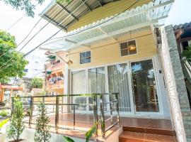 J Villa Betong - Private House，位于勿洞的酒店