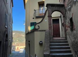 L’Arco，位于锡纳伦加的酒店