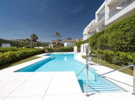 Appartement Casares - Mer, Golf, Piscine, Padel - FINCA CORTESIN，位于埃斯特波纳的高尔夫酒店