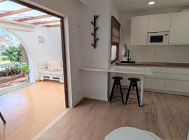 Excelente Bungalow en Maspalomas，位于圣巴托洛梅的酒店