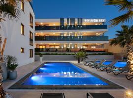 Malibu Imperial Resort，位于维尔的酒店