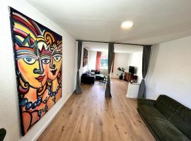 ART House /15 Min. Düsseldorf Messe,Airport & City，位于梅尔布施的度假屋