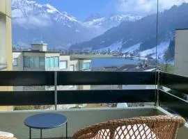 Wunderstay Alpine 203 Chic Studio with Balcony, Mountain and Lake view