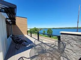 Boardman Ridge Penthouse Close to Town