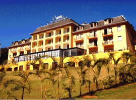 Paradies Hotel，位于雅里努的酒店