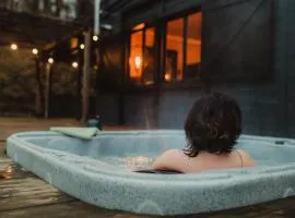 Ô NaNo Glamping