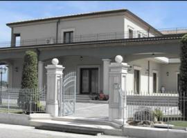 Hotel Goleto，位于Torella deʼ Lombardi的酒店