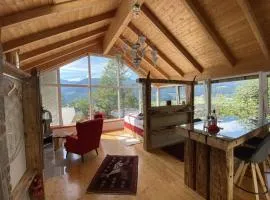 Atelier mit Bergblick