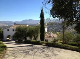 Villa Carmen Magnificent Country House in Serranía