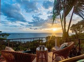 Villa Amor del Mar with Breathtaking View of Ocean & Jungle，位于多米尼克的海滩短租房