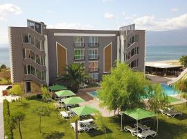 AQUA NiNA HOTEL，位于Ören的酒店