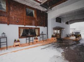 Smart Hotel Renzi，位于佛加里达的酒店