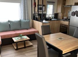 Mobilhome bora bora，位于阿旺桥的酒店