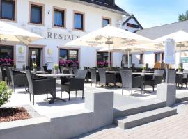 Hotel Restaurant Haus Zwicker，位于Bleialf的酒店