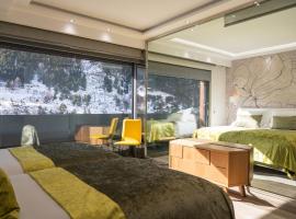El Tarter THE MIRROR & SPA luxury apartments