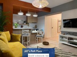 JAY's Park Place，位于克卢日-纳波卡克卢日 - 纳波卡郡临床急诊医院附近的酒店