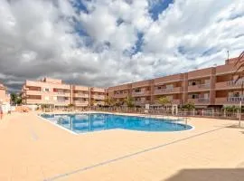 Lovely 2 bedroom home with nice Pool and View