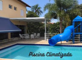 Chácara em Mairinque - Porta do Sol com seg 24 hs，位于迈林克的带泳池的酒店
