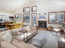 233 Larkspur Duplex - Unit B