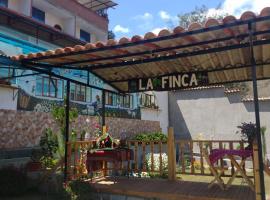 La Finca Tarma，位于塔尔马的青旅