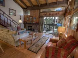 Bear Lake Hideaway condo