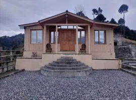 Adults Only! Kashmir Eagle Heights Cottage & Restaurant by LMC