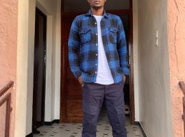 Mamadou lamine sy，位于Pikine的酒店