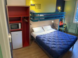 Premiere Classe Lyon Nord Dardilly，位于达迪利的酒店