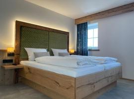 Hotel Gasthof zum Wulfen，位于苏尔茨巴赫-罗森贝格的酒店