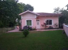 Maison privée avec piscine
