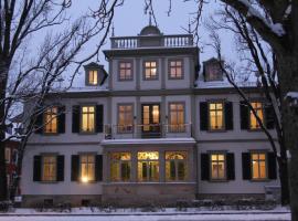 维多利亚住宿加早餐旅馆，位于科堡的酒店