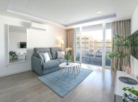 Amazing spacious 1 bedroom flat with Ocean view，位于法纳贝海滩的酒店
