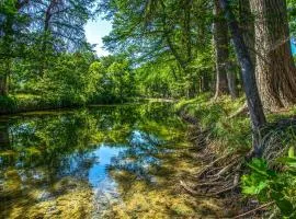 Clear River Cabin on Medina