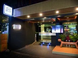 De Lux Bangkok Hotel
