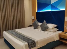 Hotel La-Villa，位于Chilupāra的酒店