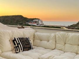 Santa Rita Sunset & Beach Apartment，位于马塞拉的酒店