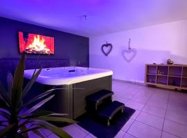 Spa du petit manoir，位于Hébuterne的酒店