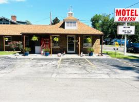 Benton Motel，位于本顿的酒店