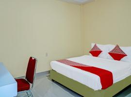 Capital O 92364 Hotel Anugerah Soambaton Resto & Waterboom，位于Sigumpar的酒店
